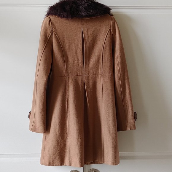 Knitted Dove Wool Blend Winter/Fall Coat Women's Sz Small Tan w Faux Fur Collar - Picture 2 of 11